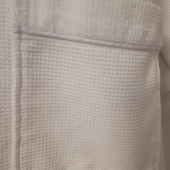 Luxury Robe  / Hotel Collection By Mascioni (BEAUTIFUL) - Picture 11 of 13